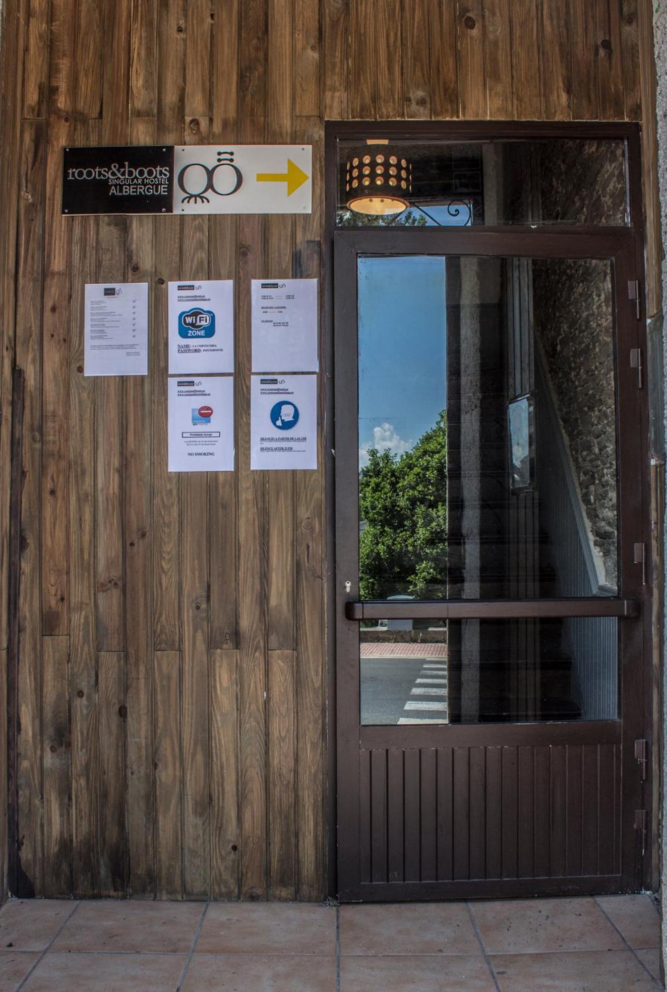 Hostel Roots&Boots Lugo Exterior foto